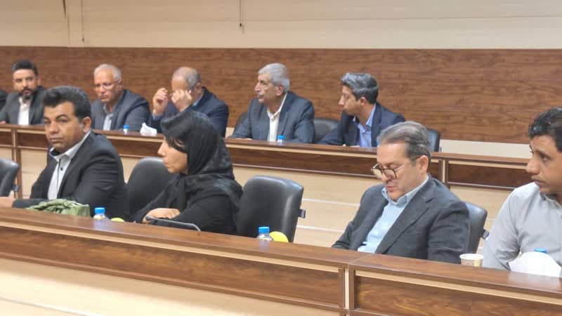 بازدید معاون علمی رئیس جمهور از مرکز رشد جهرم